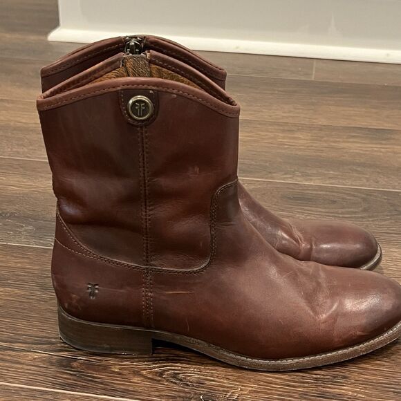 Frye Leather Melissa Button Short Zip Western Ankle Boots Leather Size 9 - Picture 1 of 12